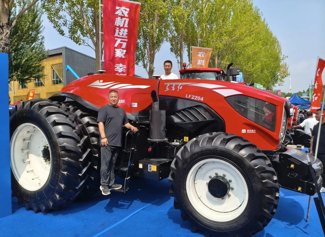 東方紅智能農(nóng)機(jī)實(shí)力圈粉！