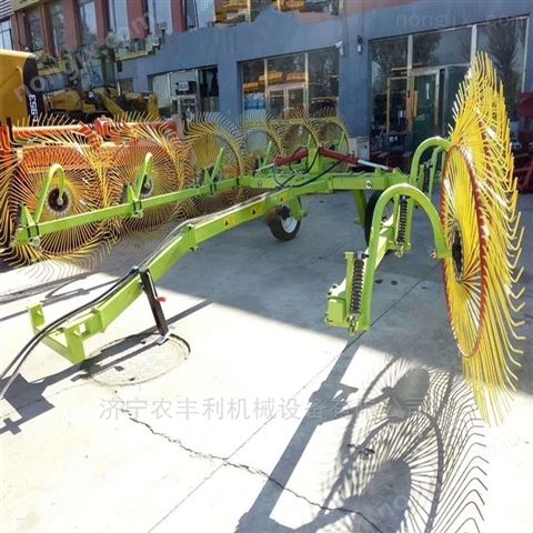 田地?fù)Р輽C(jī) 摟草耙子
