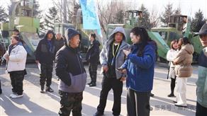 阿荣旗高素质农民培训班走进四平市顺邦农机